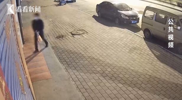 汉子偷千张224张出号 刚兑出80元就被抓了